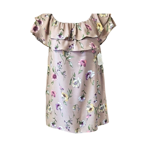 Altar'd State Textured Knit Top in Cream and Tan - Picture 6 of 16